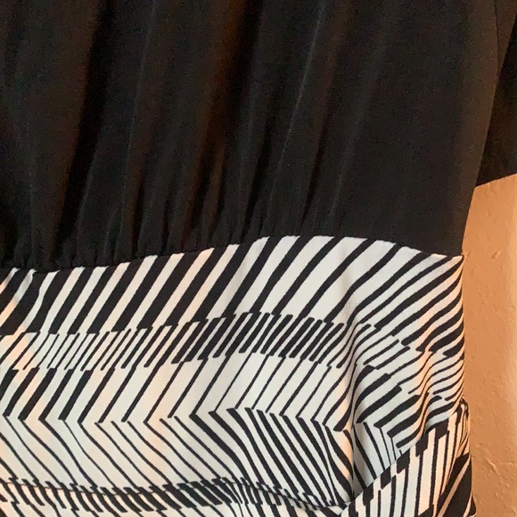 BCBG mixed media black and cream rusched dress - Picture 3 of 5